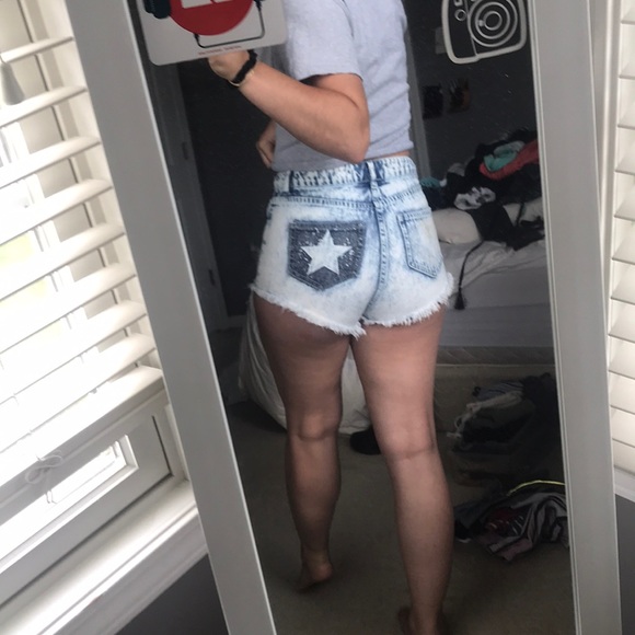 Patterned shorts - Picture 2 of 5